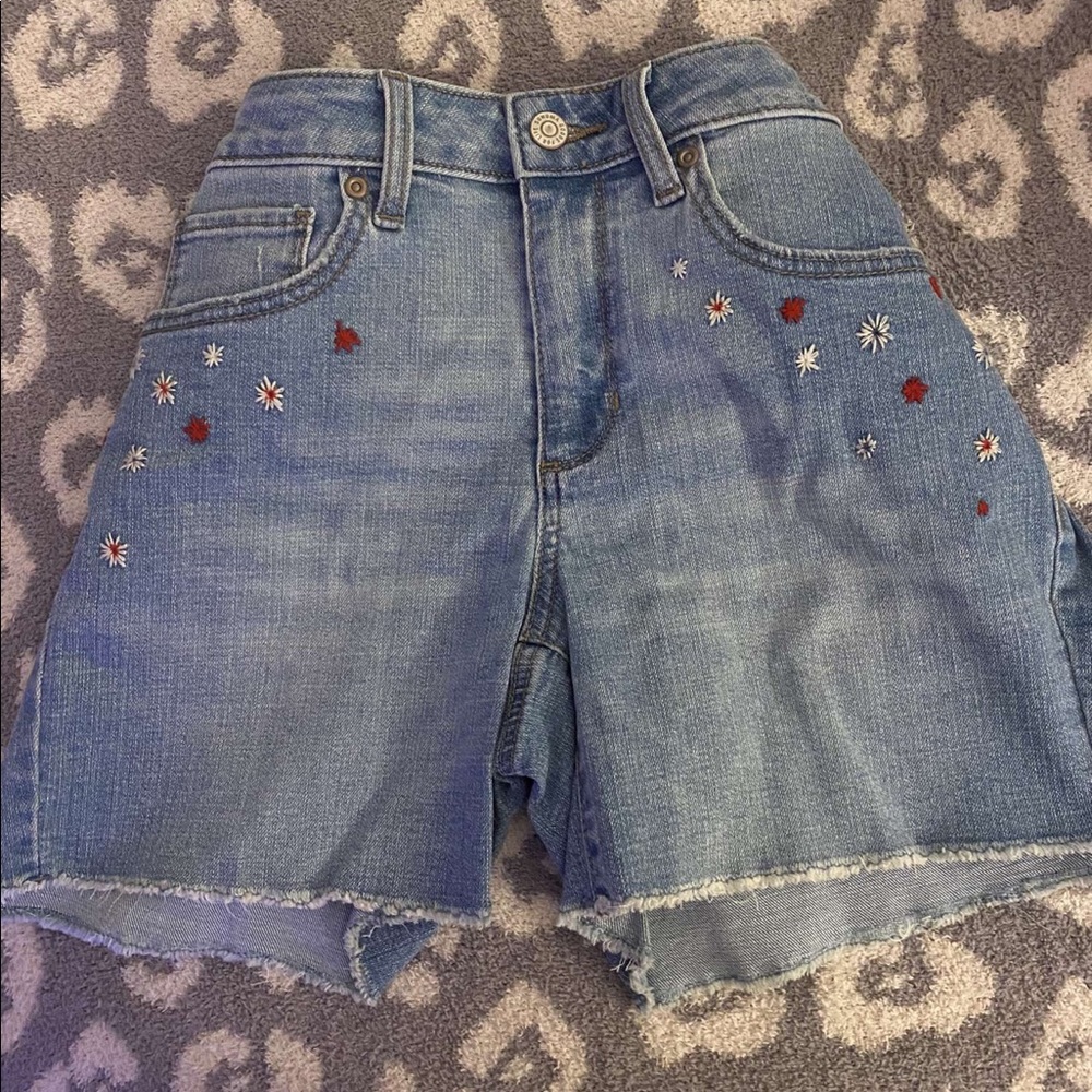Denim Jean shorts w/ flowers